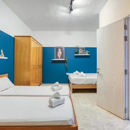 Spacious Seafront With Terrace, Bbq & Views By 360 Estates Apartman *