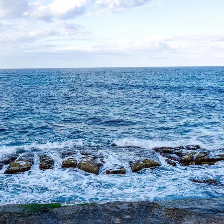 アパート Spacious Seafront With Terrace, Bbq & Views By 360 Estates *