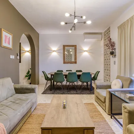 Spacious Seafront With Terrace, Bbq & Views By 360 Estates * Sliema
