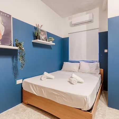 Apartment Spacious Seafront With Terrace, Bbq & Views By 360 Estates Sliema