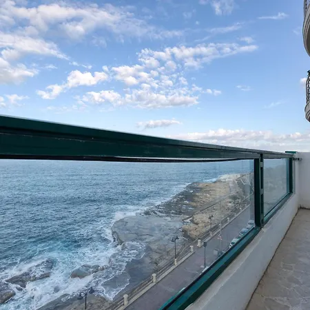 Daire Spacious Seafront With Terrace, Bbq & Views By 360 Estates