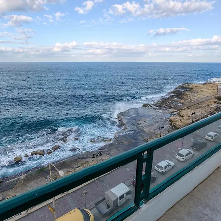 Apartment Spacious Seafront With Terrace, Bbq & Views By 360 Estates