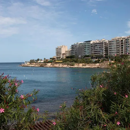 Spacious Seafront With Terrace, Bbq & Views By 360 Estates