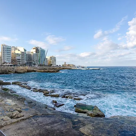 Spacious Seafront With Terrace, Bbq & Views By 360 Estates