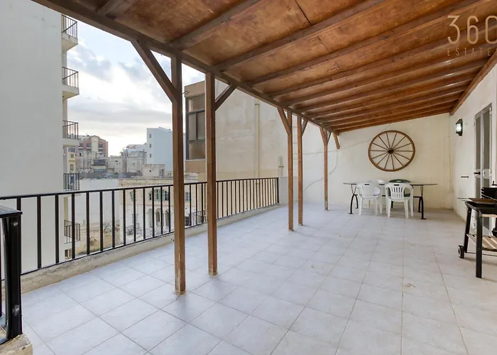 Spacious Seafront With Terrace, Bbq & Views By 360 Estates *