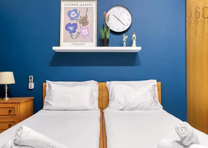 Spacious Seafront With Terrace, Bbq & Views By 360 Estates 아파트