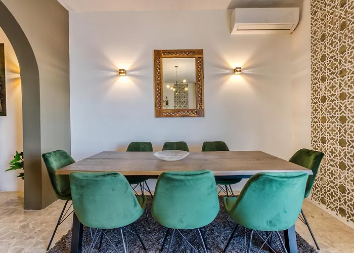 Spacious Seafront With Terrace, Bbq & Views By 360 Estates 아파트