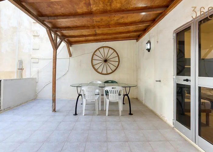 Διαμέρισμα Spacious Seafront With Terrace, Bbq & Views By 360 Estates *