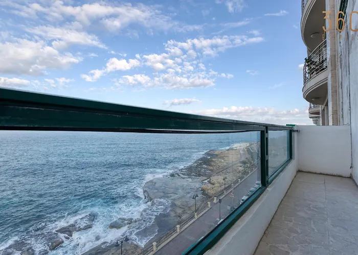 Διαμέρισμα Spacious Seafront With Terrace, Bbq & Views By 360 Estates