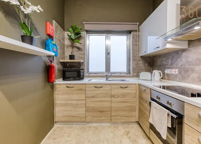 Spacious Seafront With Terrace, Bbq & Views By 360 Estates