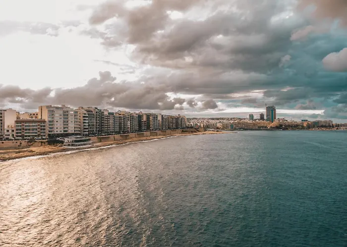 Spacious Seafront With Terrace, Bbq & Views By 360 Estates * 슬리에마