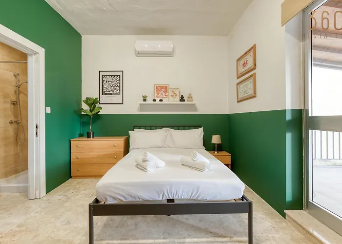 Spacious Seafront With Terrace, Bbq & Views By 360 Estates * Σλιέμα