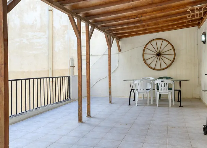 Spacious Seafront With Terrace, Bbq & Views By 360 Estates